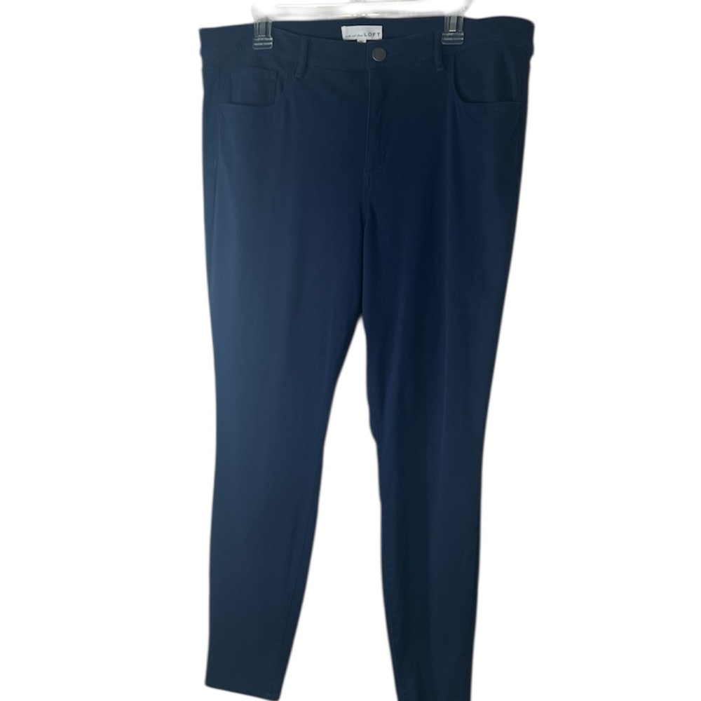 Women's Loft Blue stretchy Pants Size 14